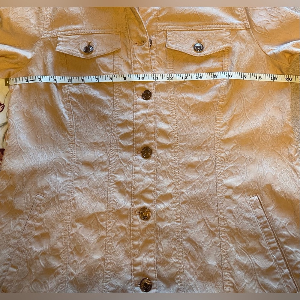 Chico's Beige Floral Pattern Blouse - Picture 13 of 15